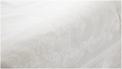 Скатерть жаккардовая "Акантус" 170*250